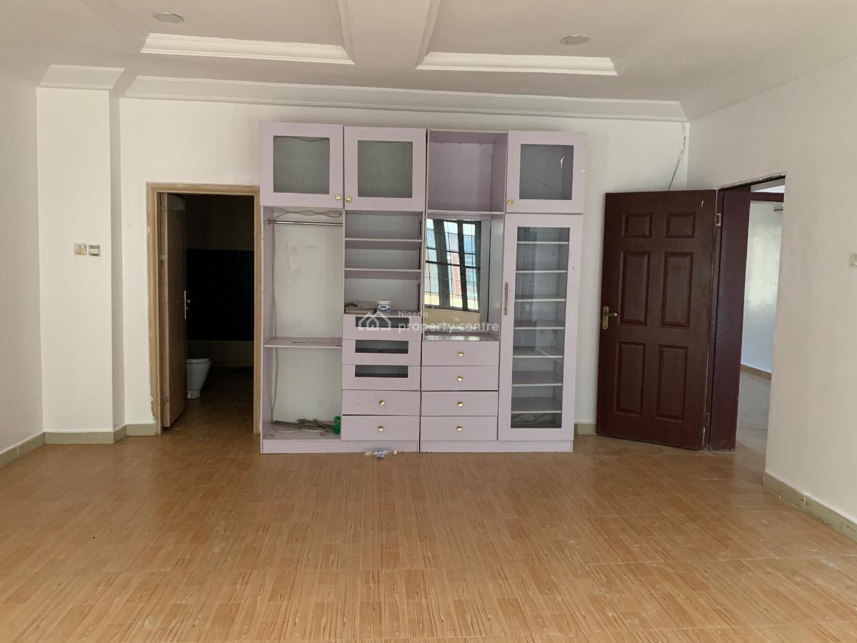 Partially Serviced 4 Bedroom Terrace with a Room Bq, Cruz Garden Estate, Kunshela Road, Ikate Elegushi, Lekki, Lagos, Terraced Duplex for Rent