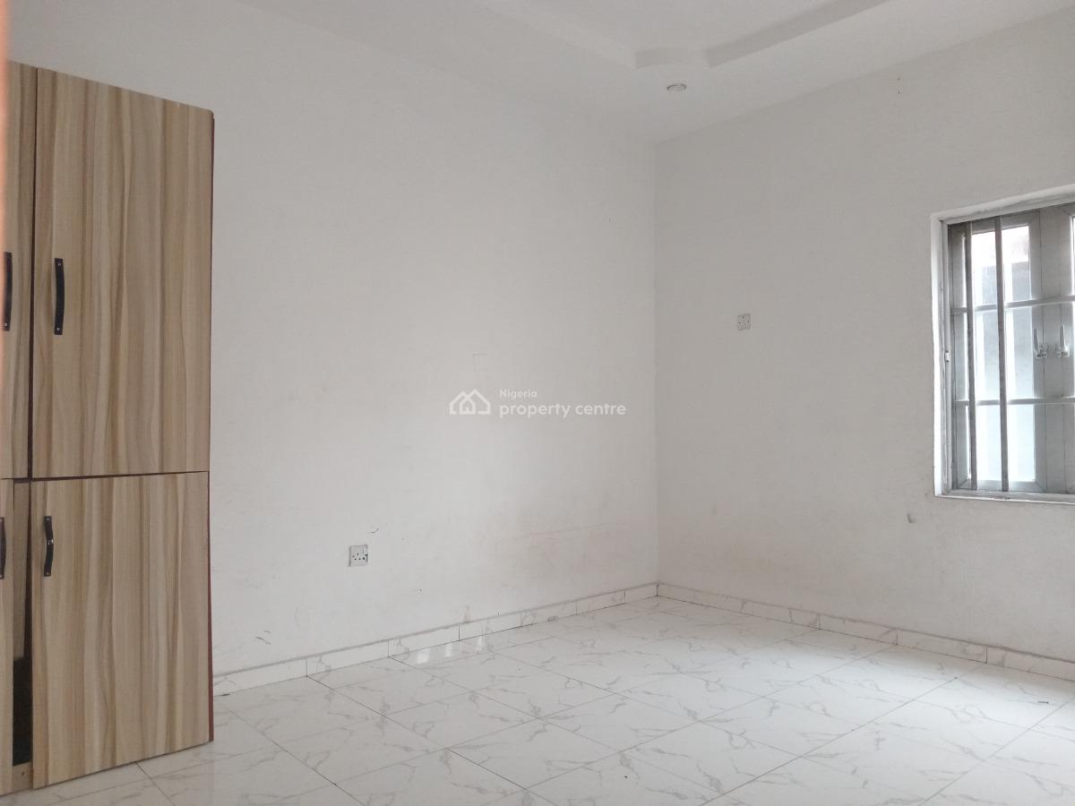 2 Bedroom Flat Upstairs with a Guest Toilet, Ogombo, Ajah, Lagos, Flat / Apartment for Rent