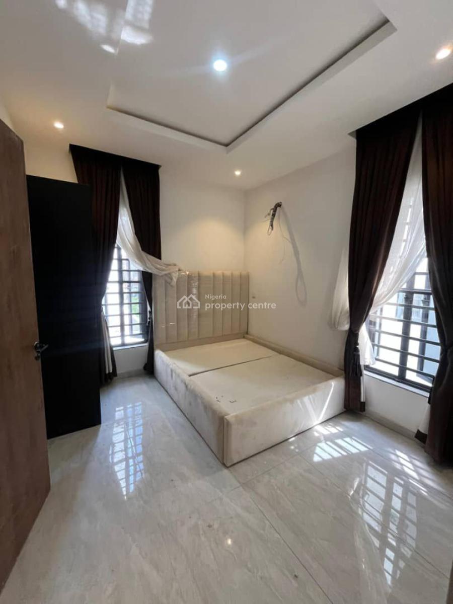 Luxurious 2 Bedroom Apartment in a Secured Estate, Ikate, Lekki, Lagos, Flat / Apartment for Sale