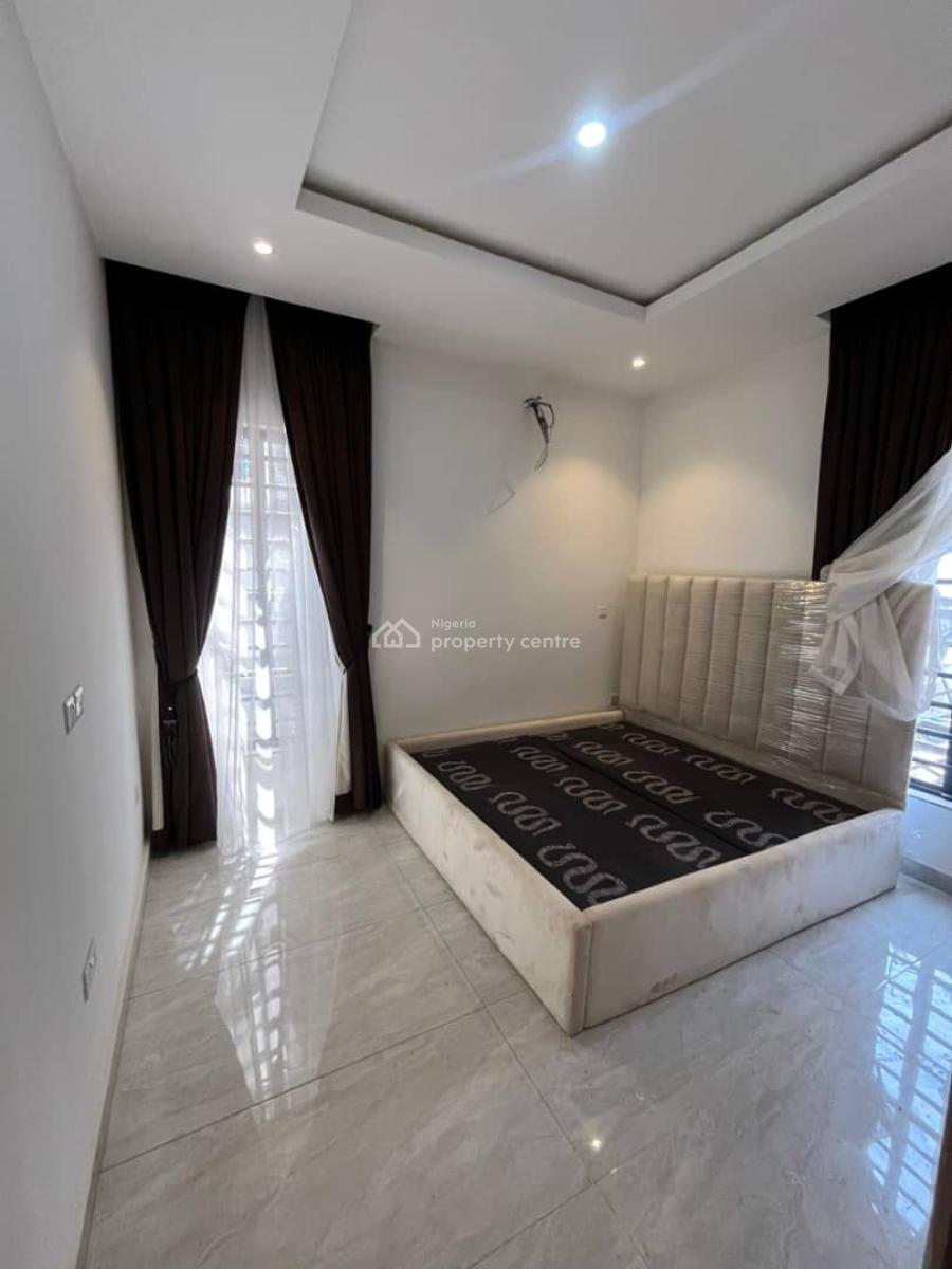 Luxurious 2 Bedroom Apartment in a Secured Estate, Ikate, Lekki, Lagos, Flat / Apartment for Sale