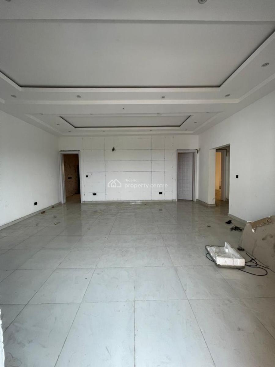 3 Bedroom Flat with Swimming Pool, Lekki Phase 1, Lekki, Lagos, Flat / Apartment for Rent