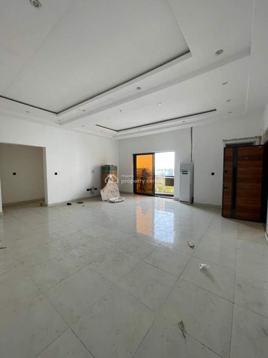 3 Bedroom Flat with Swimming Pool, Lekki Phase 1, Lekki, Lagos, Flat / Apartment for Rent