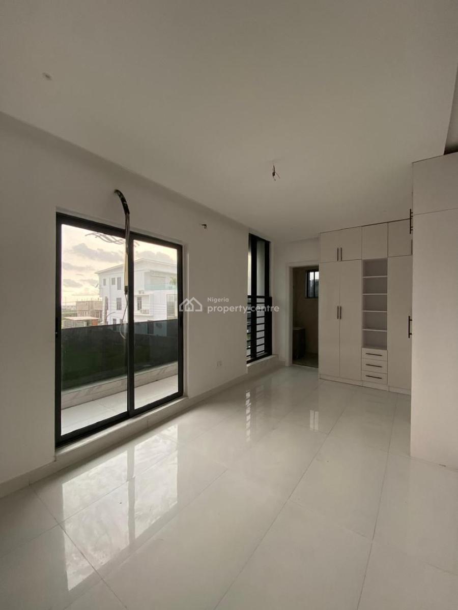 Luxurious 4 Bedroom Fully Detached Self Compound, Orchid Road, Lekki, Lagos, Detached Duplex for Sale