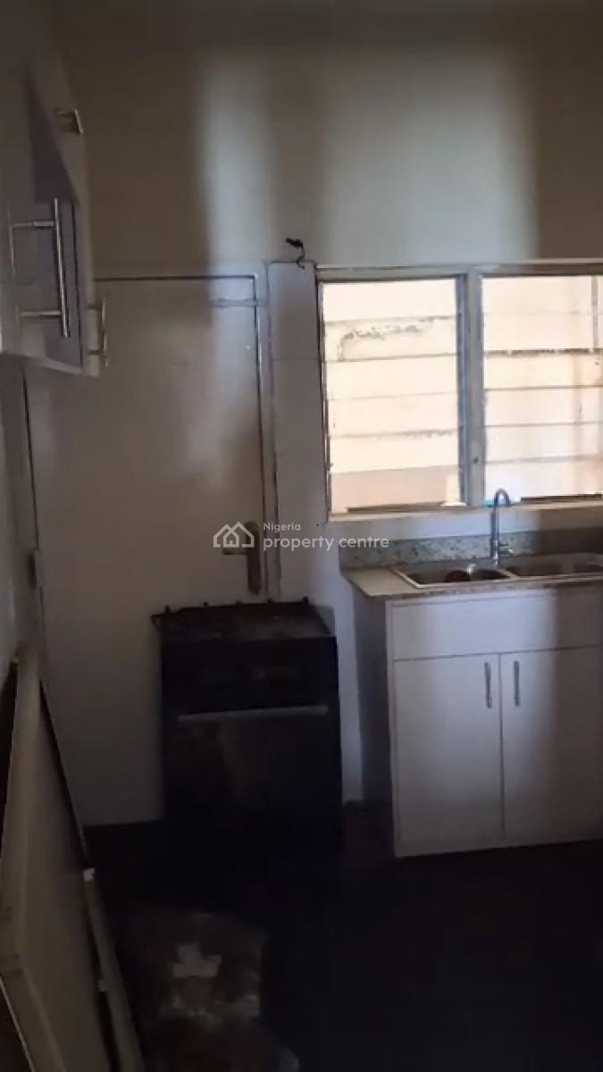 4 Bedroom Duplex (2nd Floor), Off Awolowo Way, Ikeja, Lagos, Flat / Apartment for Rent