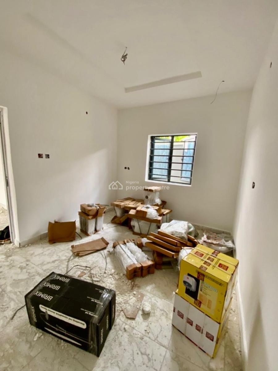 Newly Built Beautiful Upstairs, Via Thera Annex/ogombo, Sangotedo, Ajah, Lagos, Mini Flat (room and Parlour) for Rent