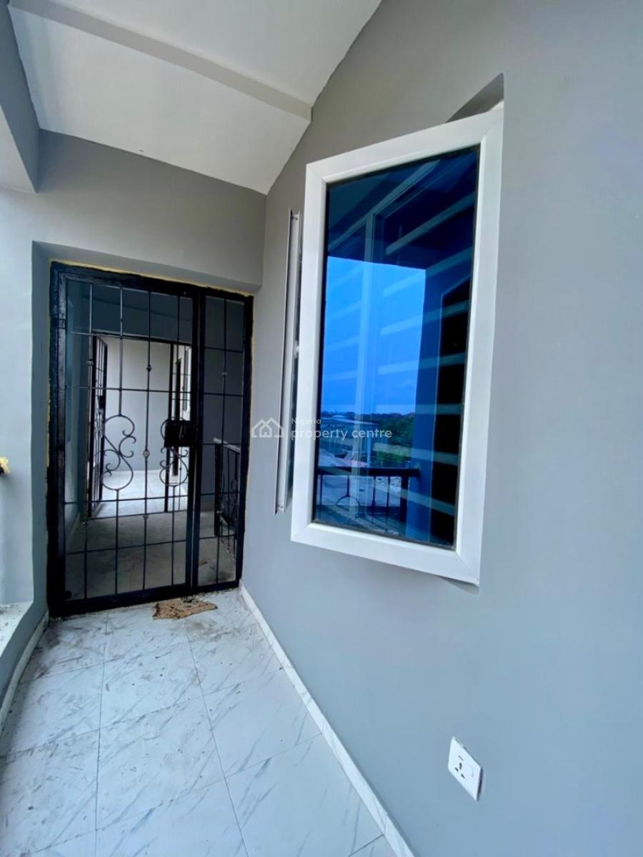 Newly Built Luxury Upstairs, Via Thera Annex, Sangotedo, Ajah, Lagos, Flat / Apartment for Rent