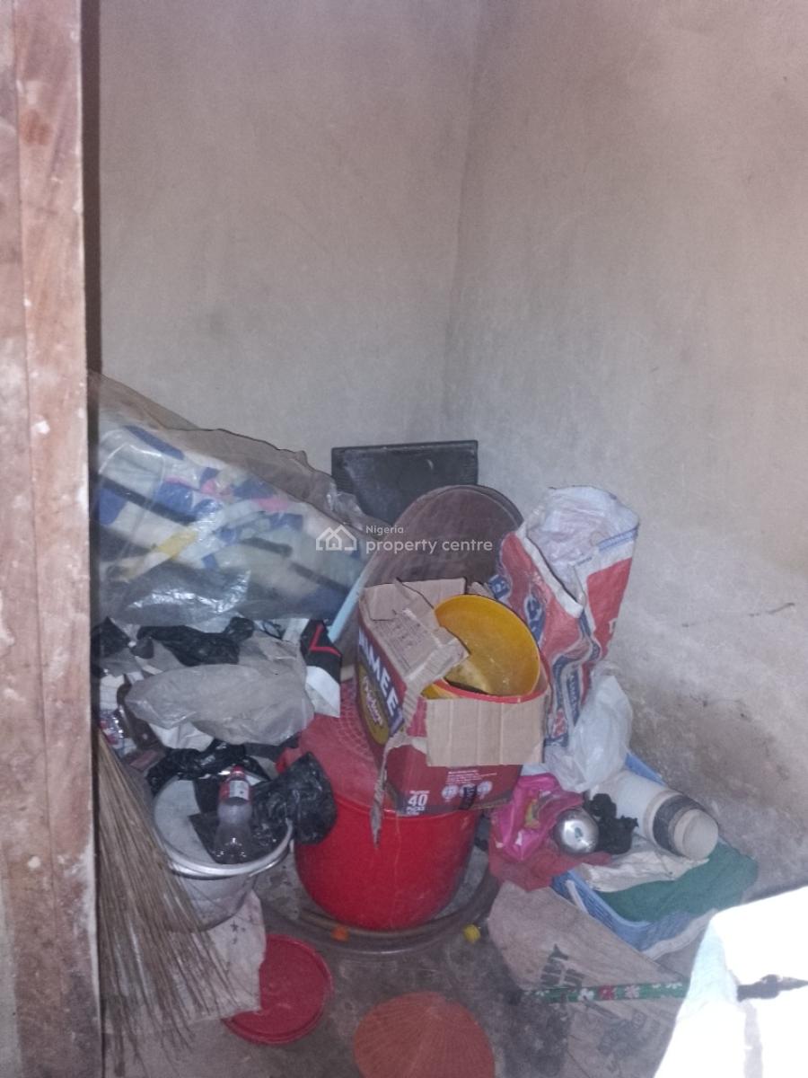 2 Bedroom Bungalow, Agunfoye Off Bayeku Road, Igbogbo, Ikorodu, Lagos, Detached Bungalow for Sale