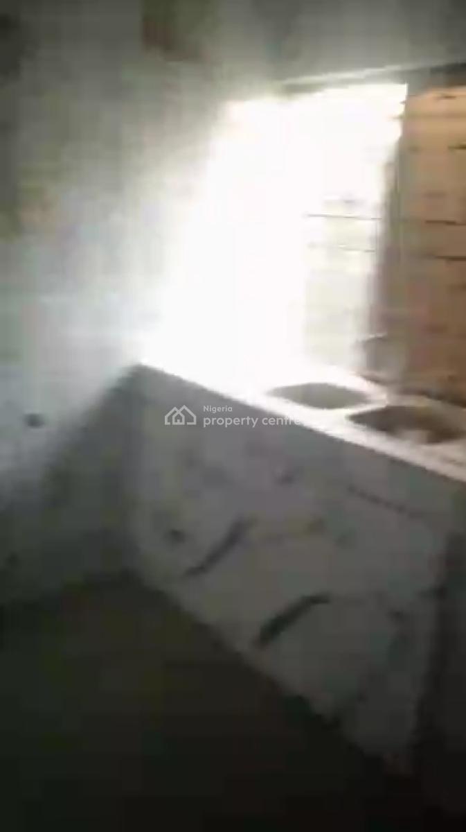 Well Maintained 2 Bedroom Flat, Ologunfe, Awoyaya, Ibeju Lekki, Lagos, Flat / Apartment for Rent