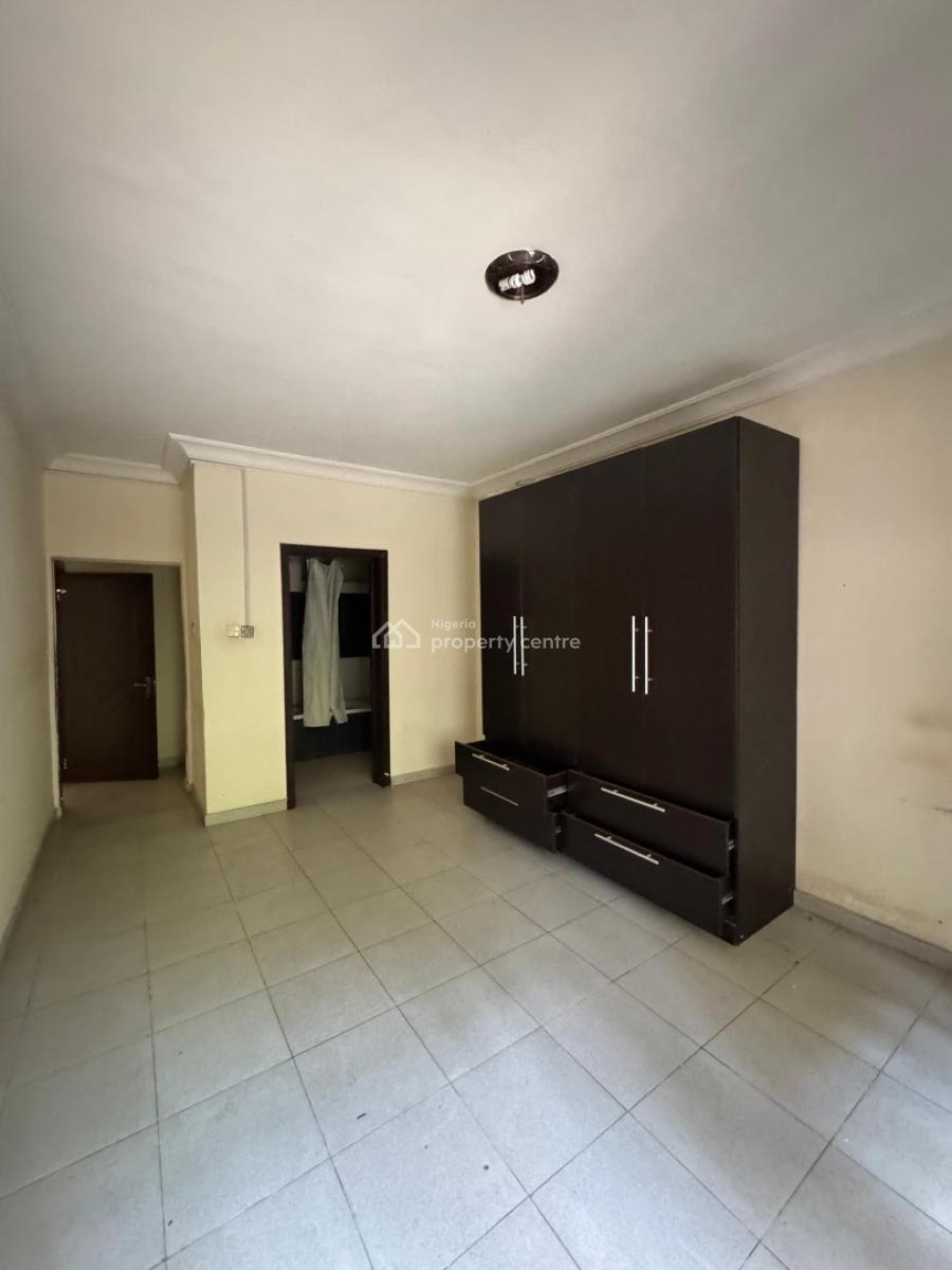 Decent and Spacious, Lekki Phase 1, Lekki, Lagos, Detached Duplex for Rent