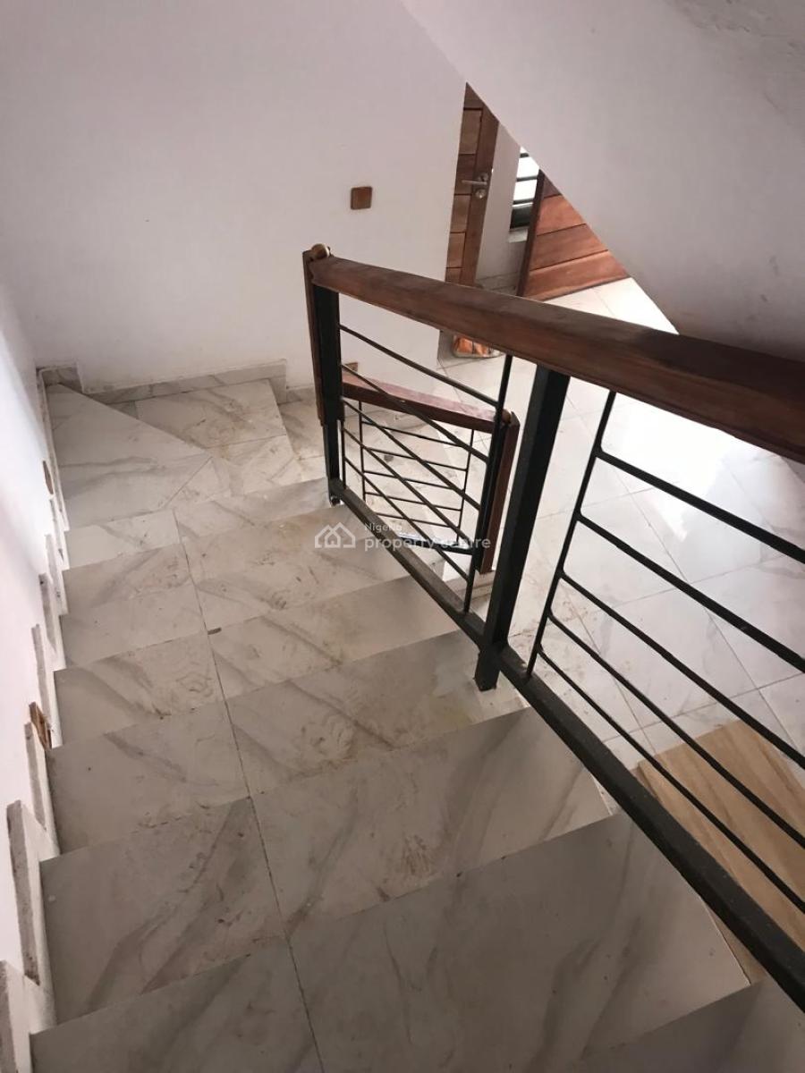 3 Bedroom Duplex, Omole Phase 2, Ikeja, Lagos, Terraced Duplex for Rent