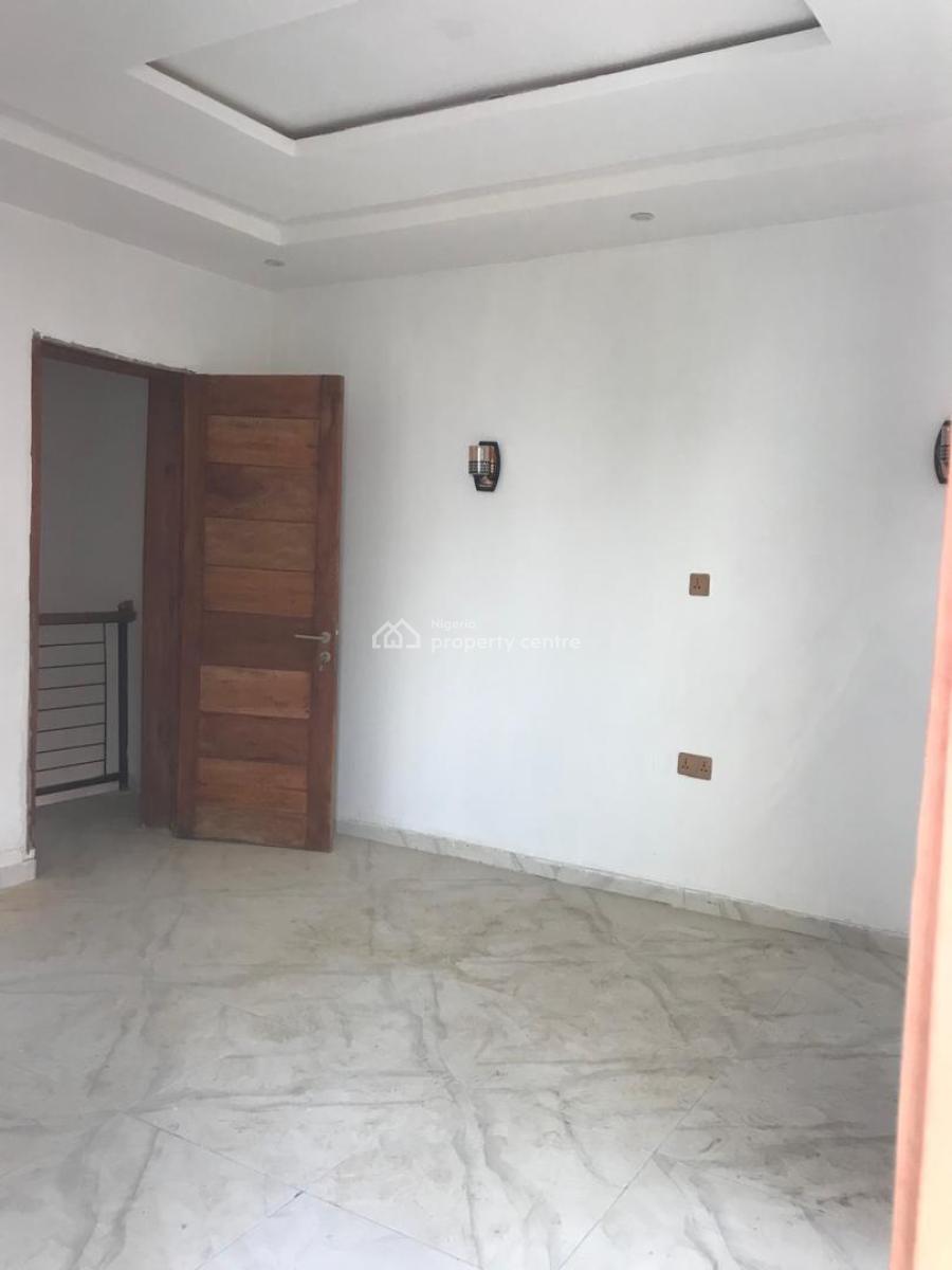 3 Bedroom Duplex, Omole Phase 2, Ikeja, Lagos, Terraced Duplex for Rent