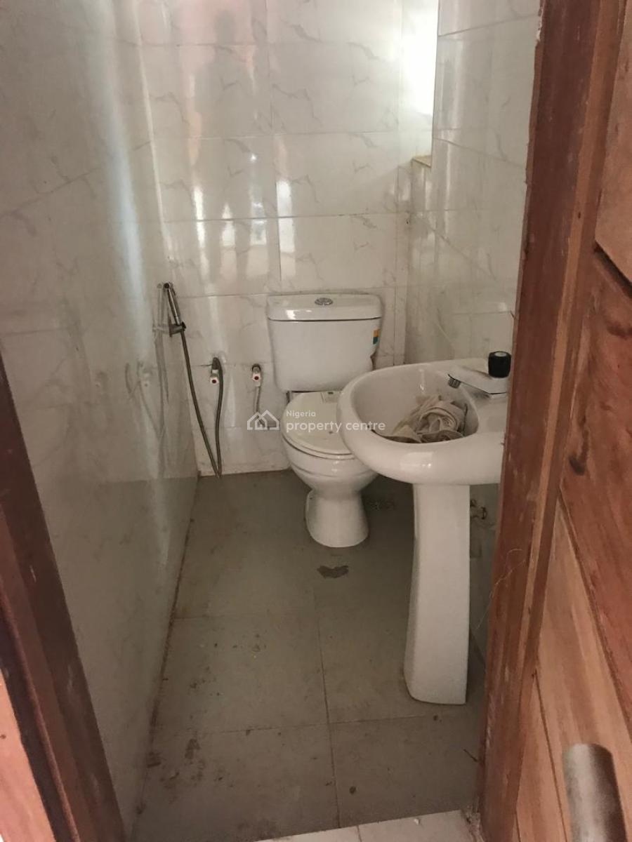 3 Bedroom Duplex, Omole Phase 2, Ikeja, Lagos, Terraced Duplex for Rent