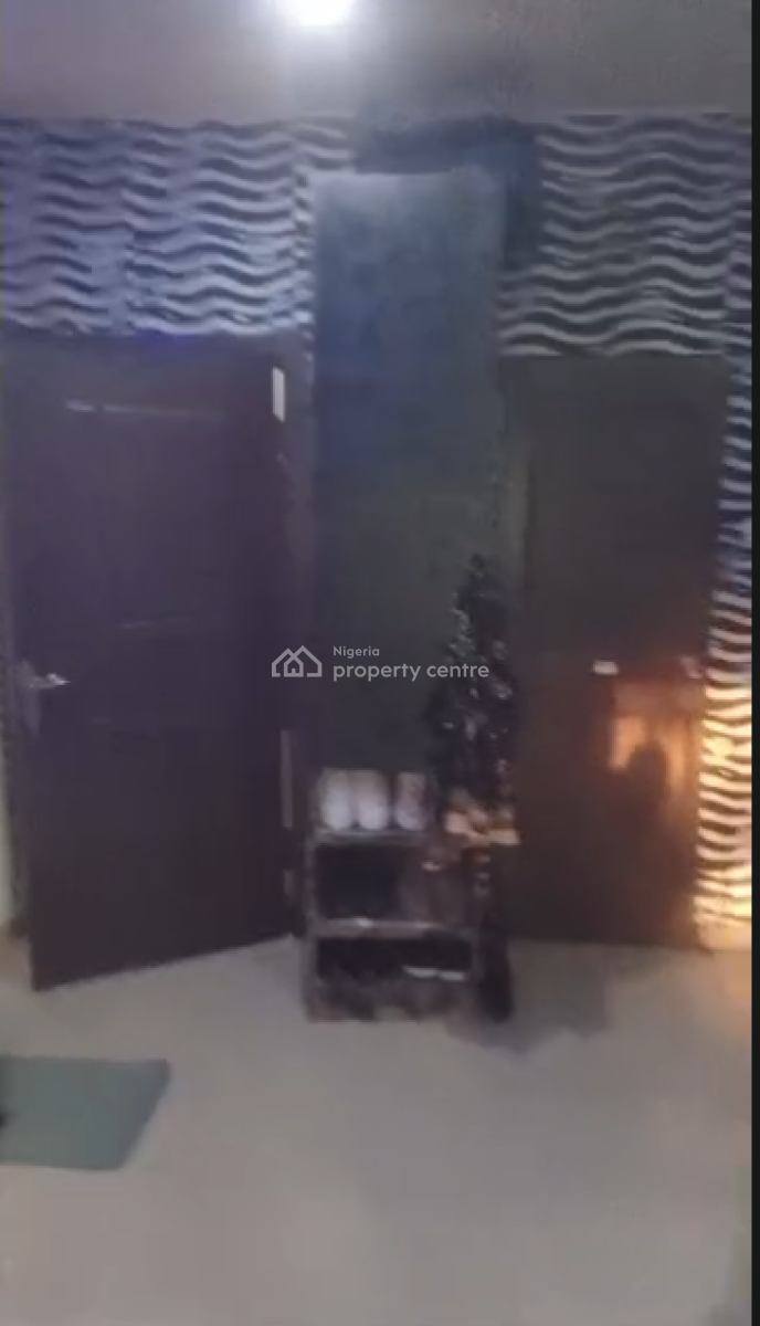 Spacious Shared Apartment, Lekki Scheme 2, Lekki Phase 2, Lekki, Lagos, Flat / Apartment for Rent