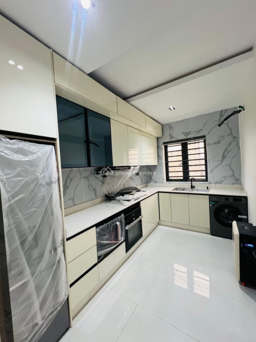 Furnished-luxurious 3 Bedroom Apartment with Swimming Pool, Lekki Phase 1, Lekki, Lagos, Flat / Apartment for Sale