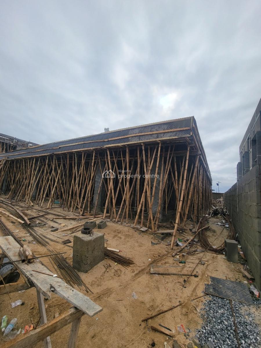 Enjoy a 4-bedroom Maisonette with Bq Close to The Sea View, Laguna Seaview, Lekki Foreshore, Lekki Phase 1, Lekki, Lagos, Terraced Duplex for Sale