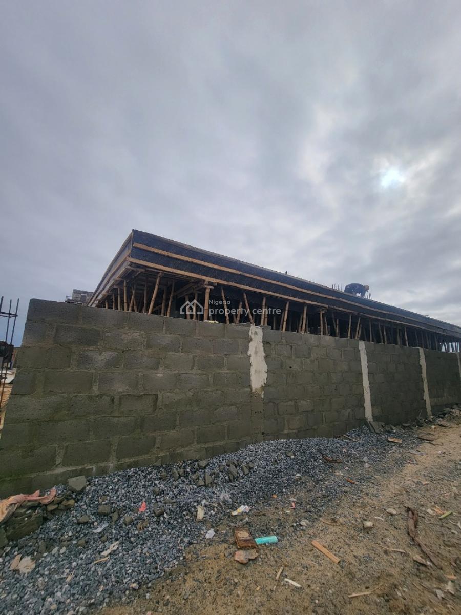 Enjoy a 4-bedroom Maisonette with Bq Close to The Sea View, Laguna Seaview, Lekki Foreshore, Lekki Phase 1, Lekki, Lagos, Terraced Duplex for Sale