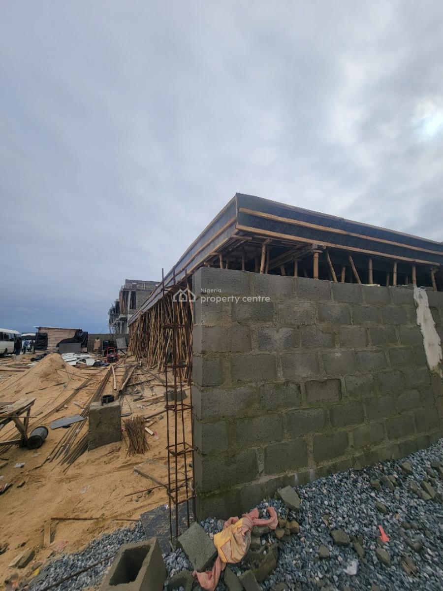 Enjoy a 4-bedroom Maisonette with Bq Close to The Sea View, Laguna Seaview, Lekki Foreshore, Lekki Phase 1, Lekki, Lagos, Terraced Duplex for Sale