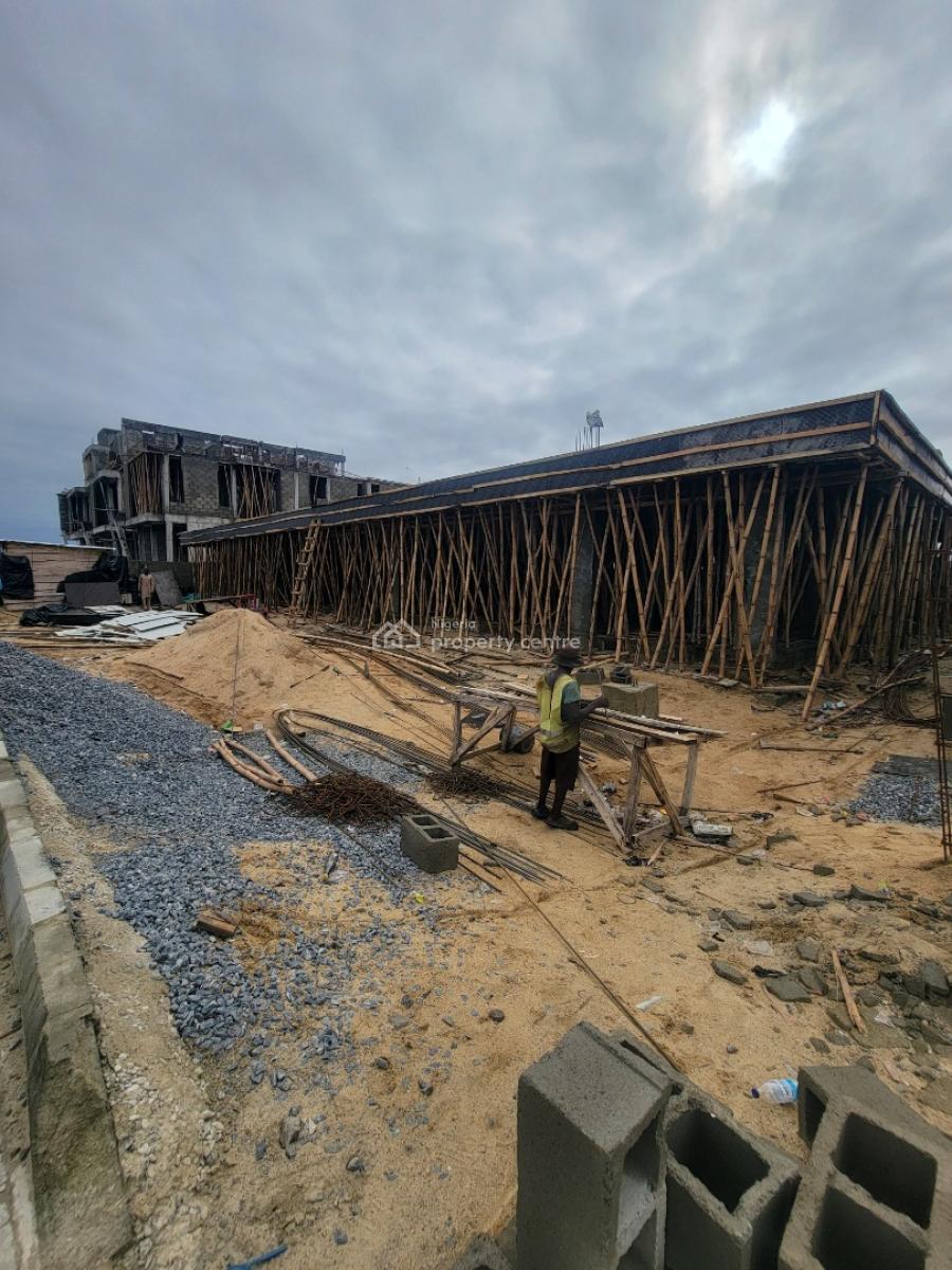 Enjoy a 4-bedroom Maisonette with Bq Close to The Sea View, Laguna Seaview, Lekki Foreshore, Lekki Phase 1, Lekki, Lagos, Terraced Duplex for Sale
