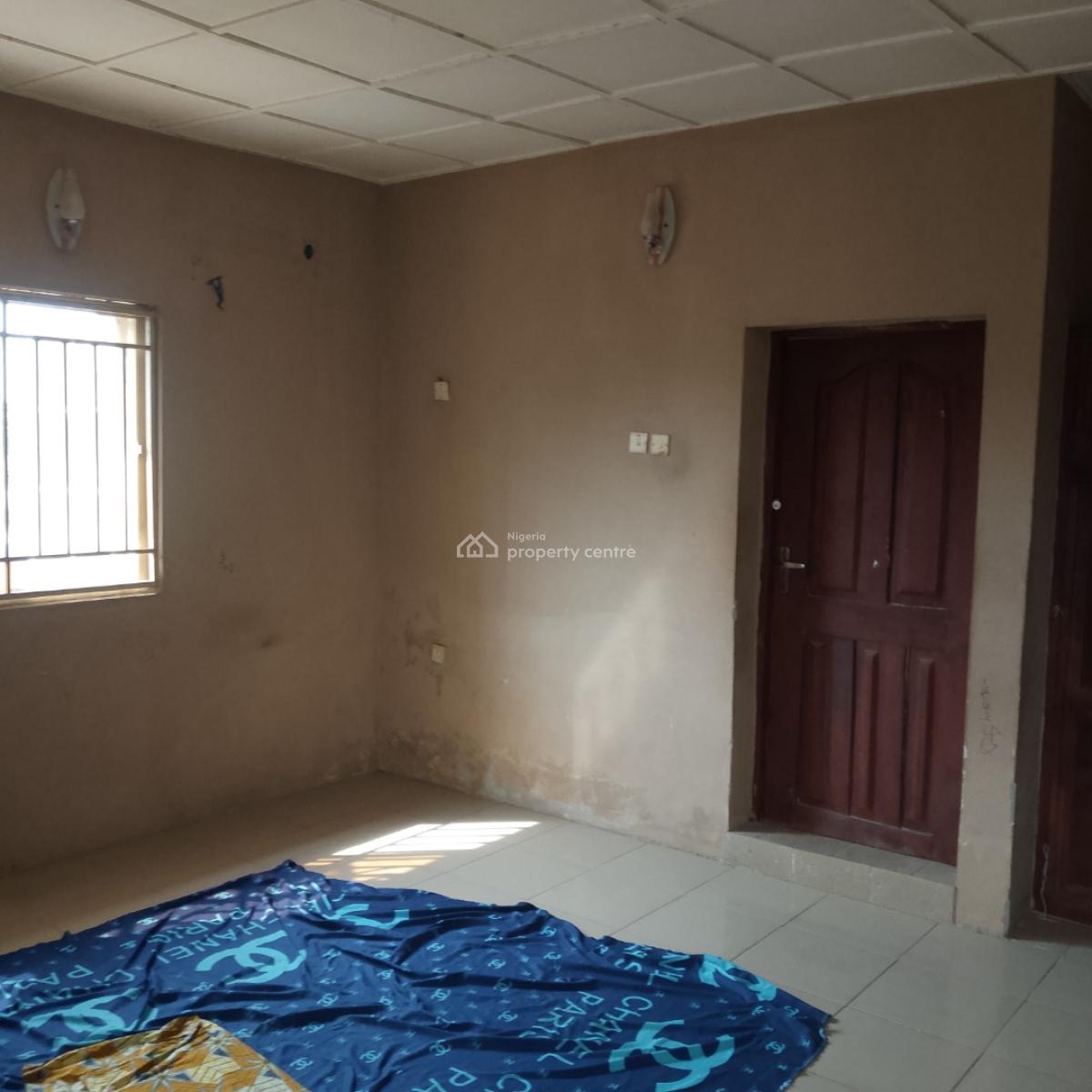 Massive 3 Bedrooms Flat Upstairs, Ologunfe, Awoyaya, Ibeju Lekki, Lagos, Flat / Apartment for Rent