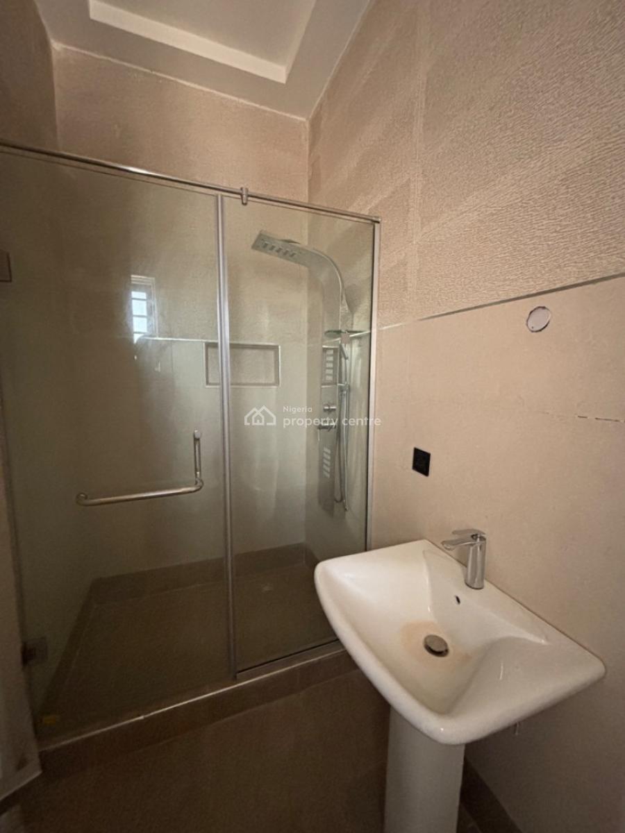 Lovely 3 Bedroom Apartment with Bq, Gym and Swimming Pool., Lekki Right Side, Ikate, Lekki, Lagos, Flat / Apartment for Rent