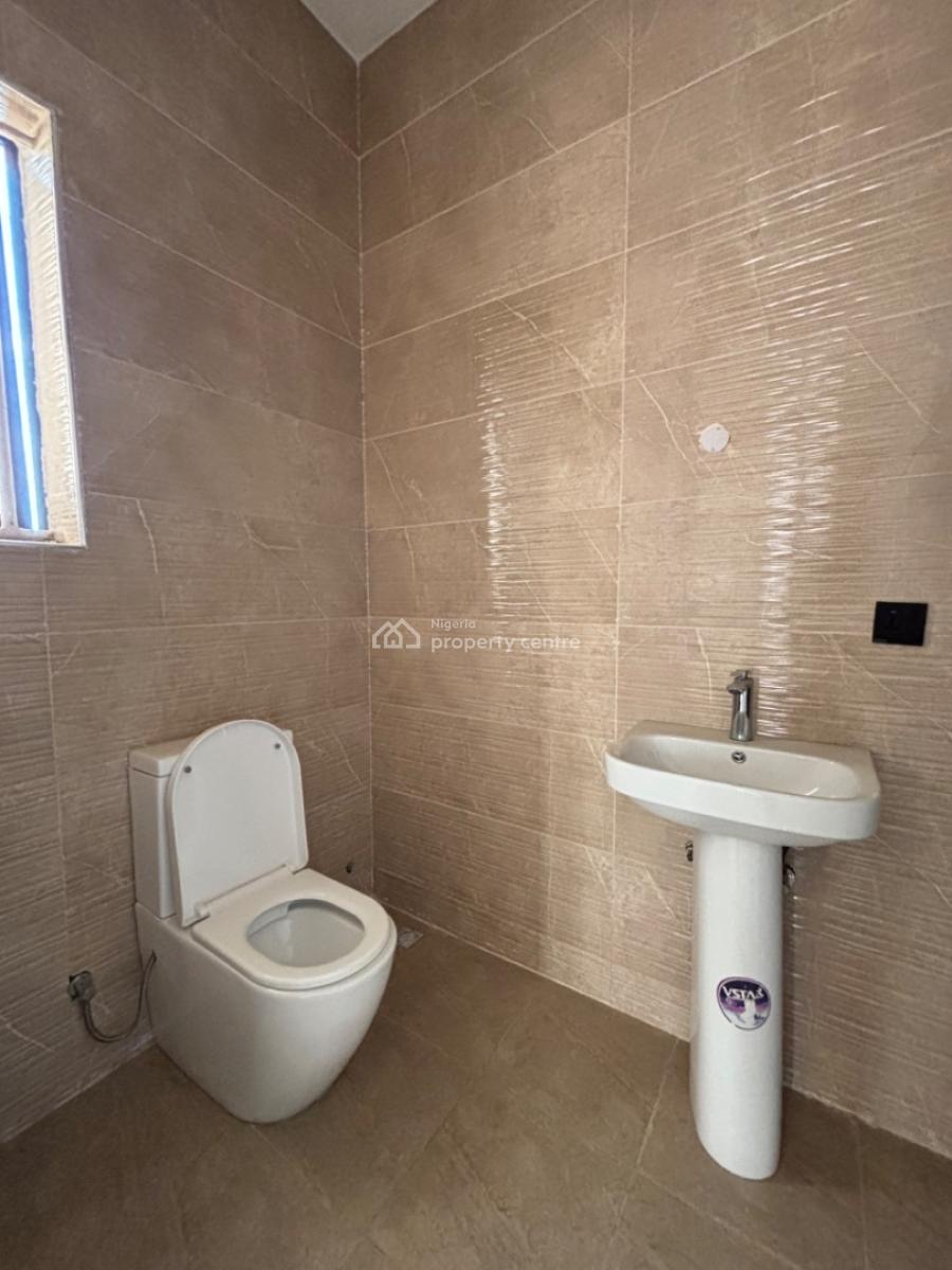 Lovely 3 Bedroom Apartment with Bq, Gym and Swimming Pool., Lekki Right Side, Ikate, Lekki, Lagos, Flat / Apartment for Rent