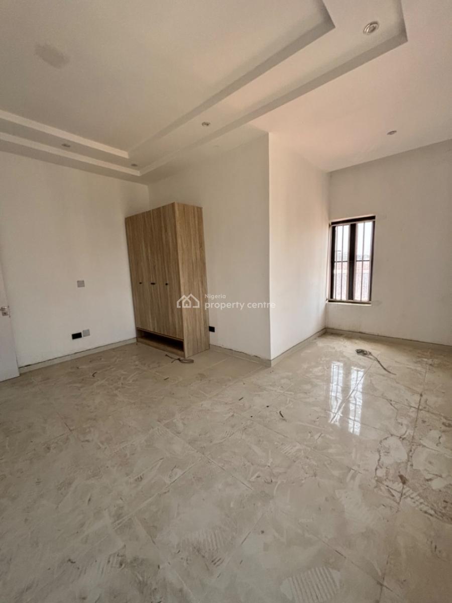 Lovely 3 Bedroom Apartment with Bq, Gym and Swimming Pool., Lekki Right Side, Ikate, Lekki, Lagos, Flat / Apartment for Rent