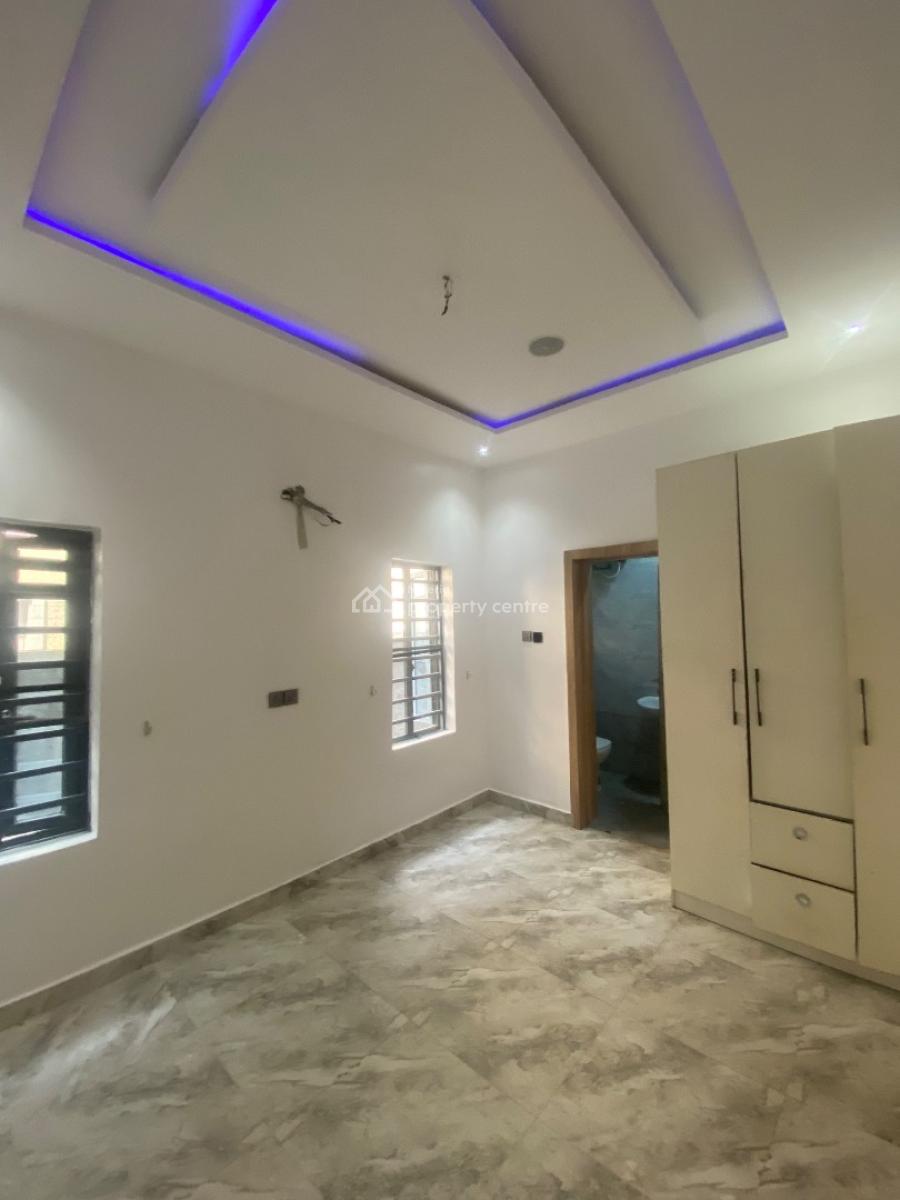 Standard Two Bedroom Apartment with Bq, Ajah, Lagos, Flat / Apartment for Rent