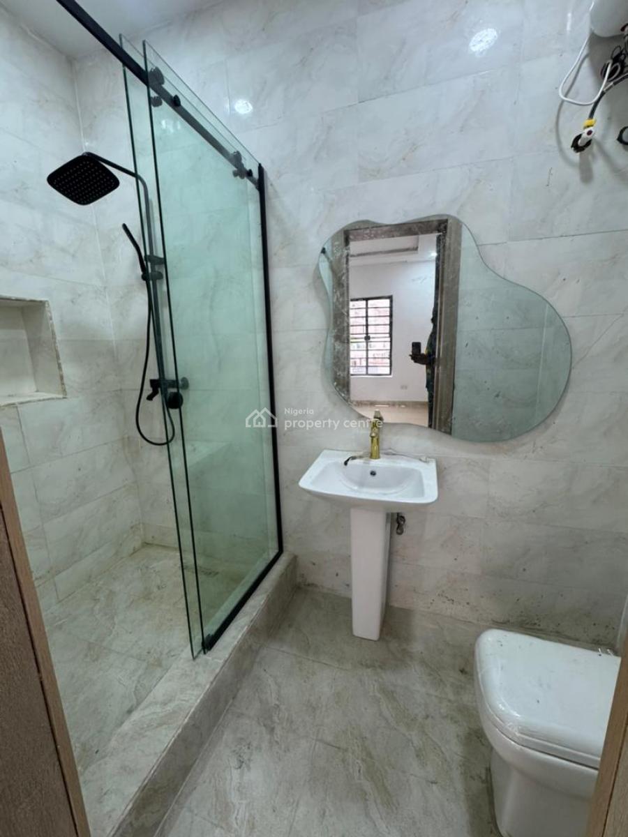 Luxury 2 Bedroom Apartment, Ologolo, Lekki, Lagos, Flat / Apartment for Rent