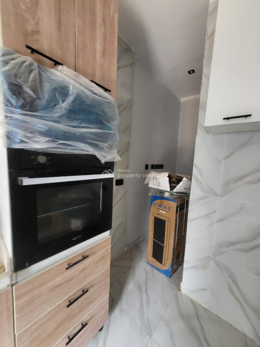 Water View 2bedroom Apartment with 2 Sitout in a Secure Estate, Ologolo, Lekki, Lagos, Block of Flats for Sale