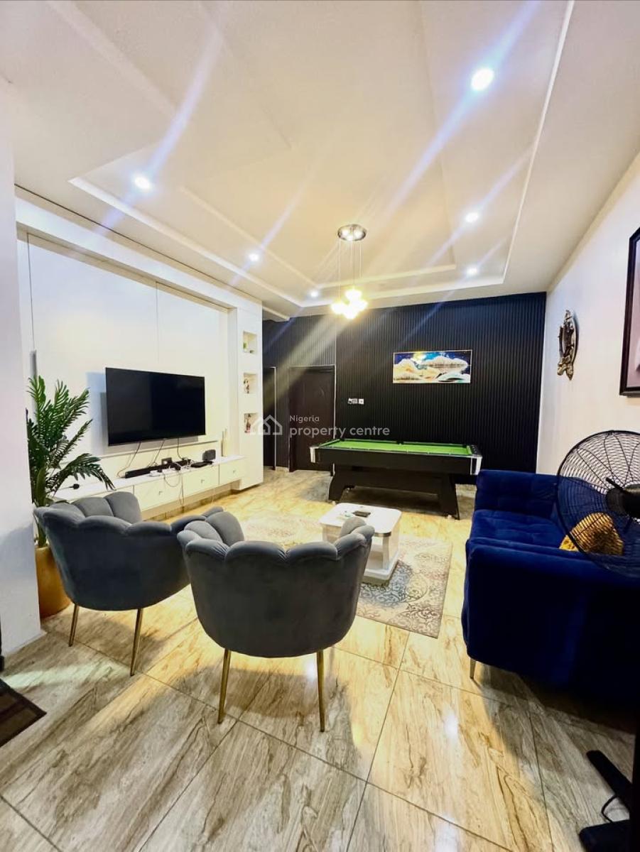 Fully Serviced and Furnished 2 Bedroom Apartment, Ologolo Lekki, Ologolo, Lekki, Lagos, Flat / Apartment for Rent