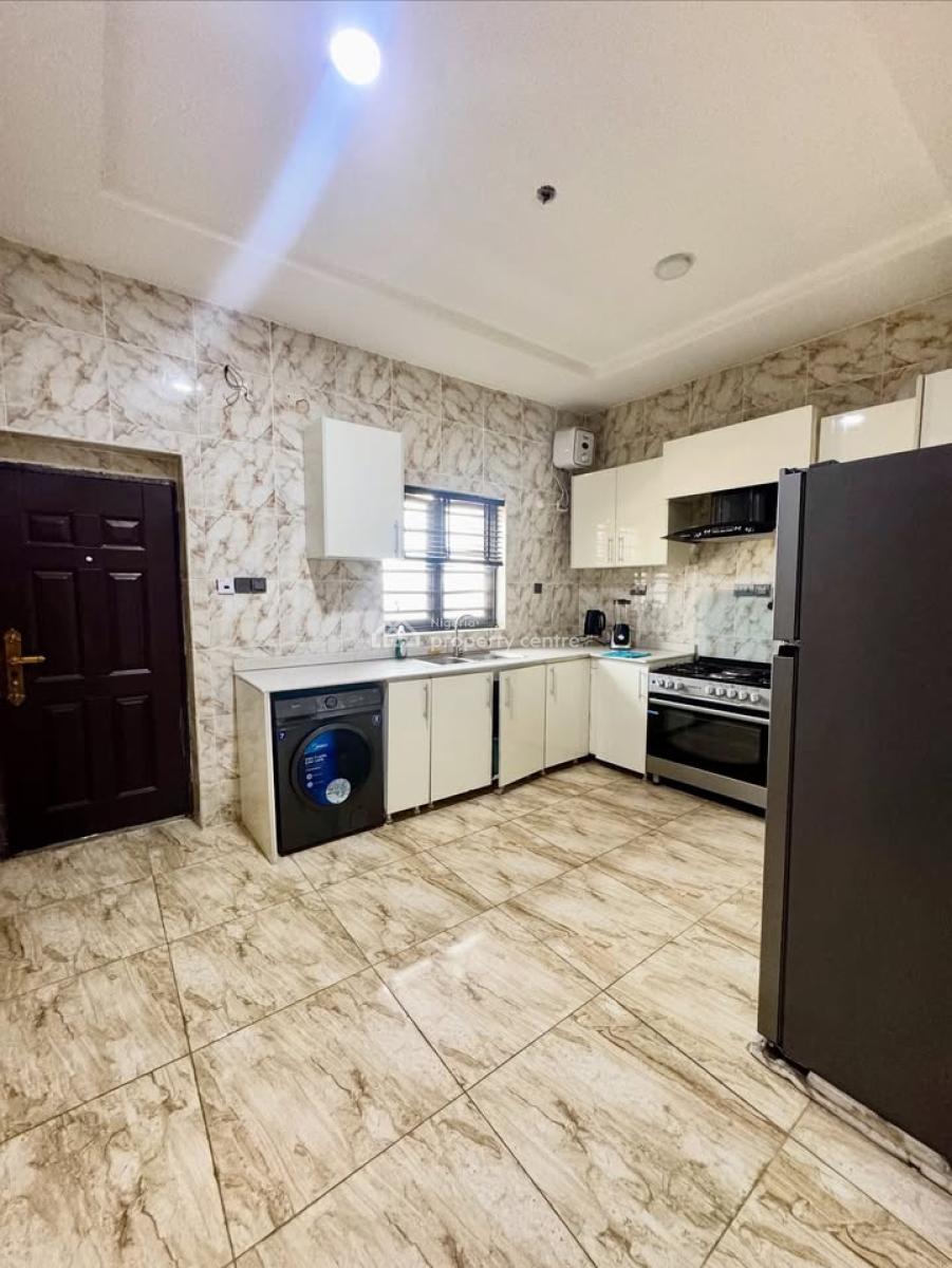 Fully Serviced and Furnished 2 Bedroom Apartment, Ologolo Lekki, Ologolo, Lekki, Lagos, Flat / Apartment for Rent