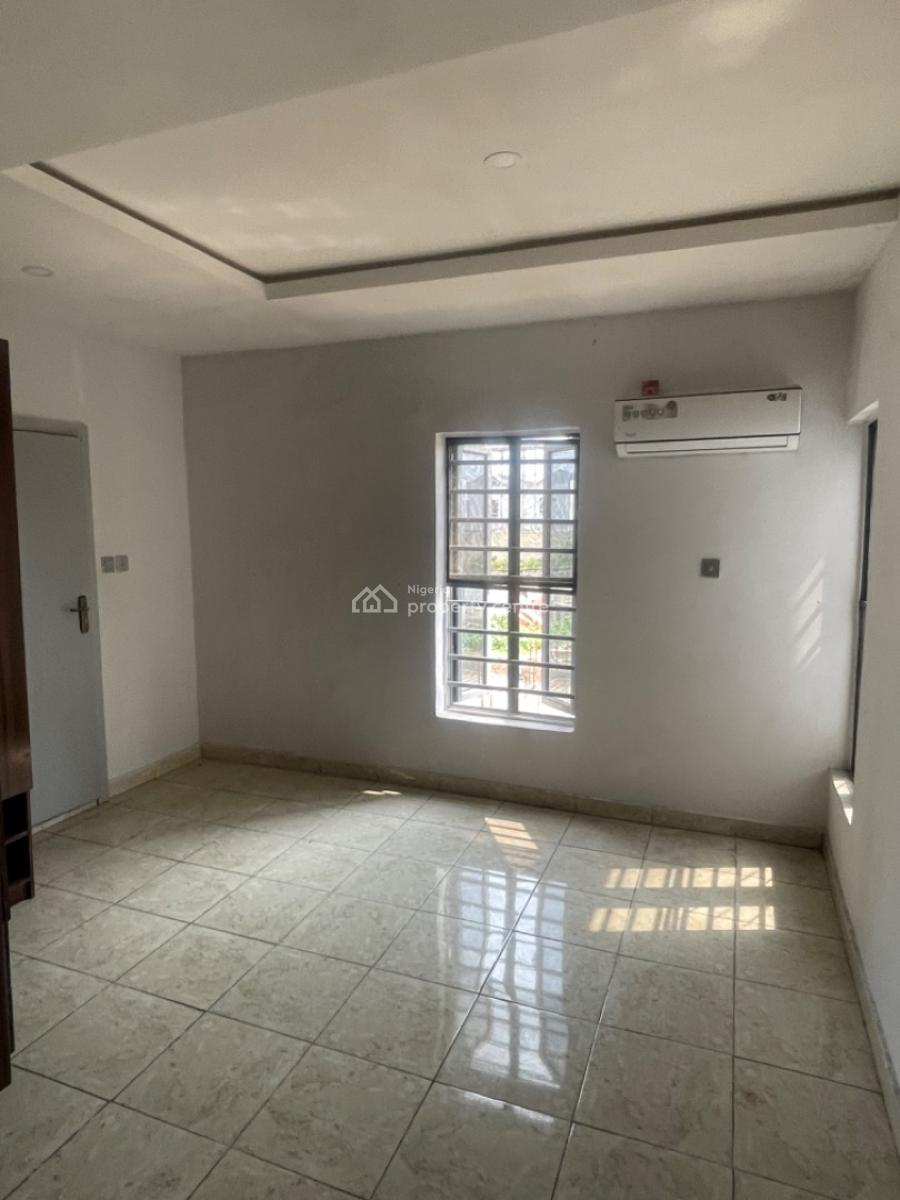Serviced 3 Bedroom Flat with Bq and Swimming Pool, Chevron Toll Gate, Lekki Lagos, Lekki, Lagos, Flat / Apartment for Rent