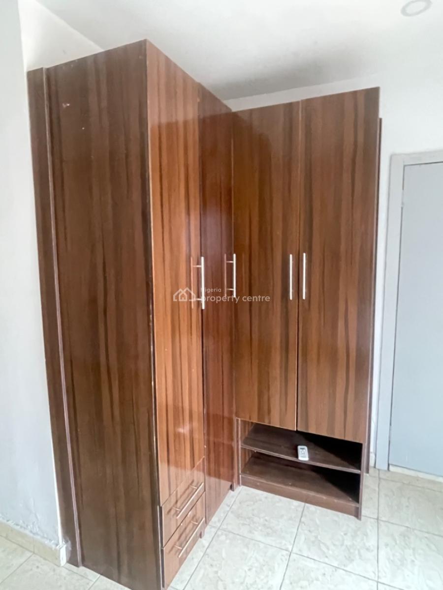 Serviced 3 Bedroom Flat with Bq and Swimming Pool, Chevron Toll Gate, Lekki Lagos, Lekki, Lagos, Flat / Apartment for Rent