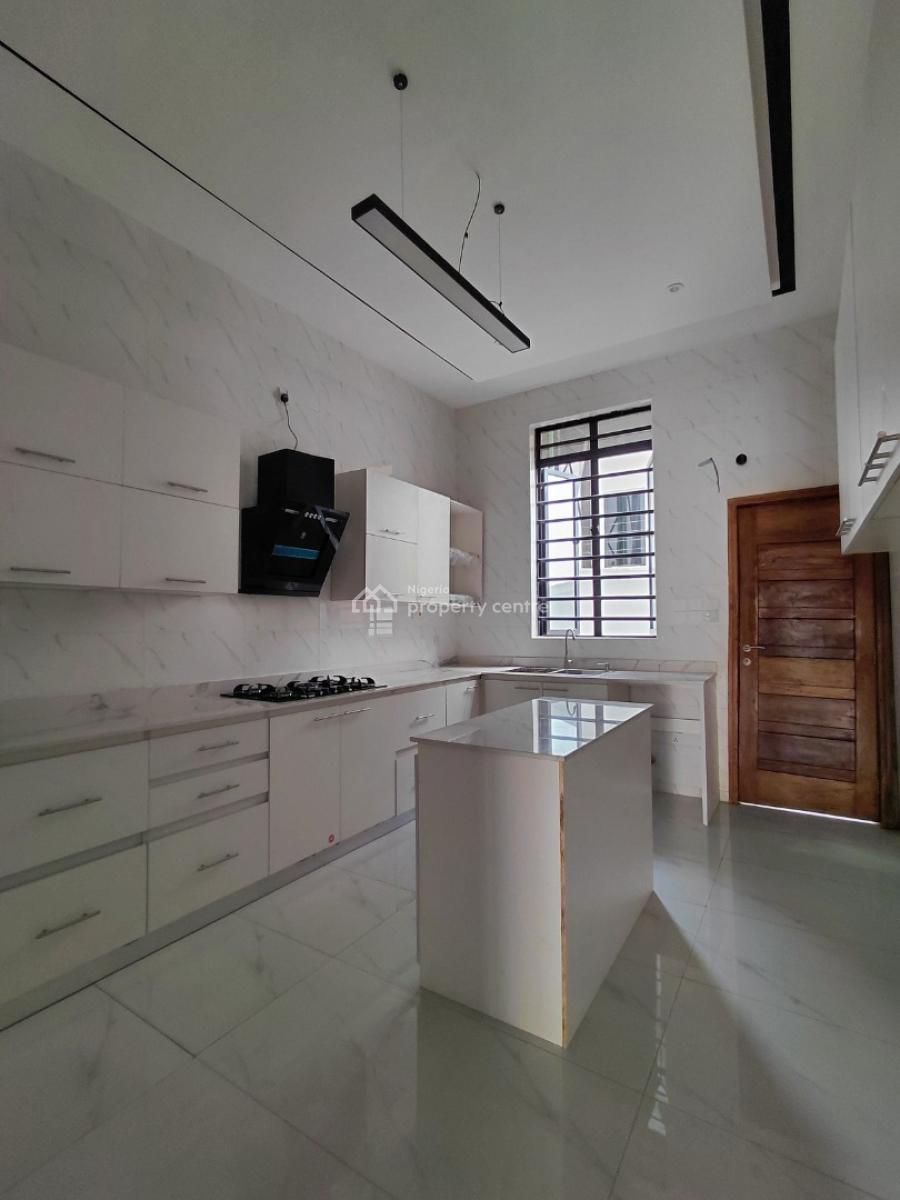 Neatly Finished 4 Bedroom Semi-detached Duplex with Bq, Chevron, Lekki, Lagos, Semi-detached Duplex for Sale