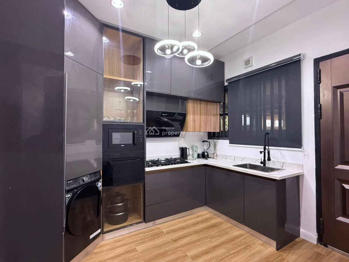 Luxury 2 Bedroom Apartment, Lekki Phase 1, Lekki, Lagos, Flat / Apartment Short Let