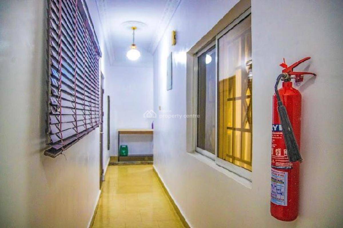 3 Bedroom Flat, Ogba, Ogba, Ikeja, Lagos, Flat / Apartment for Rent