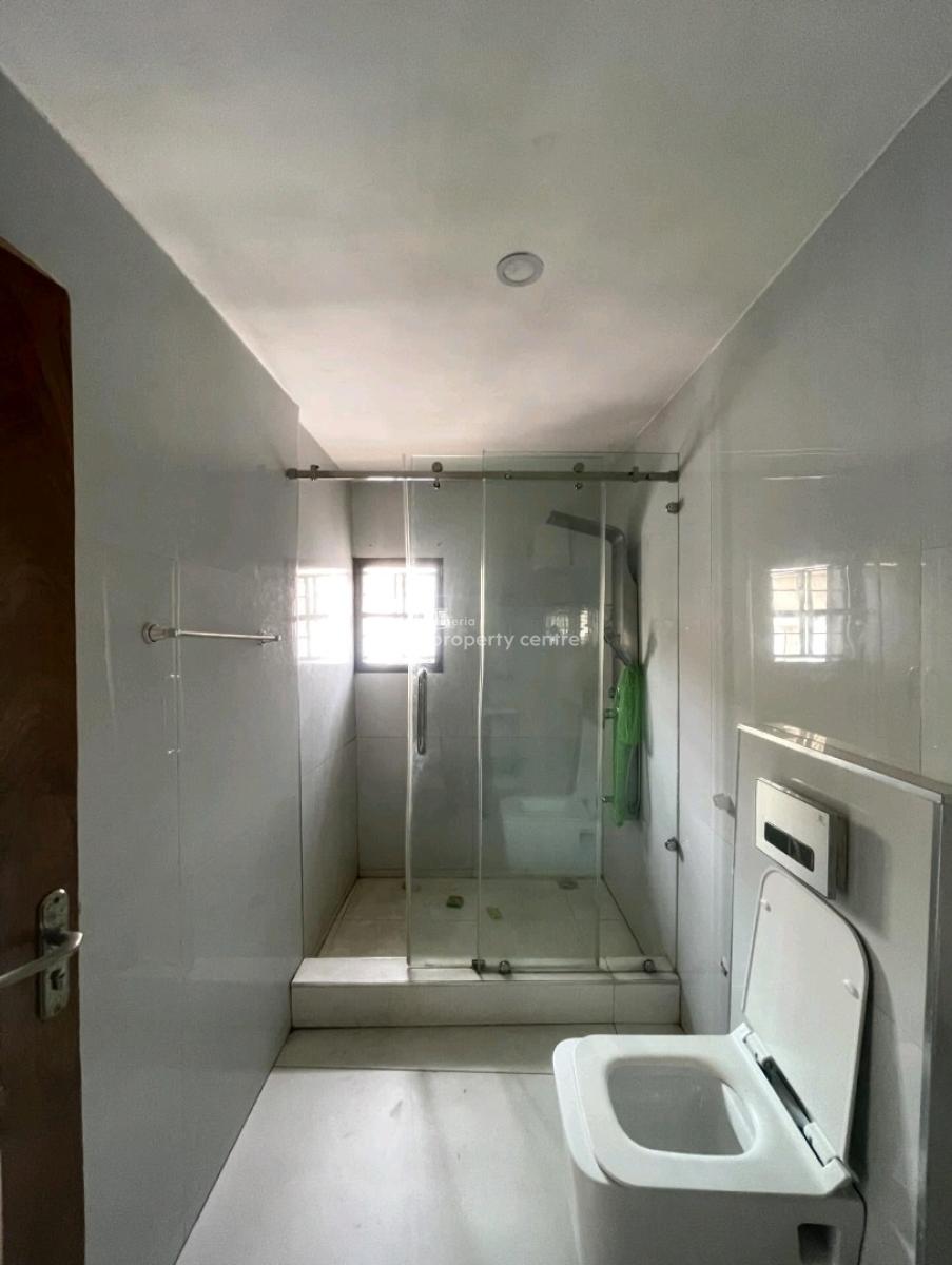 This Is a Lovely 5bedroom Detached with 2bq and Gate House, Lekki Phase 1, Lekki, Lagos, Detached Duplex for Rent