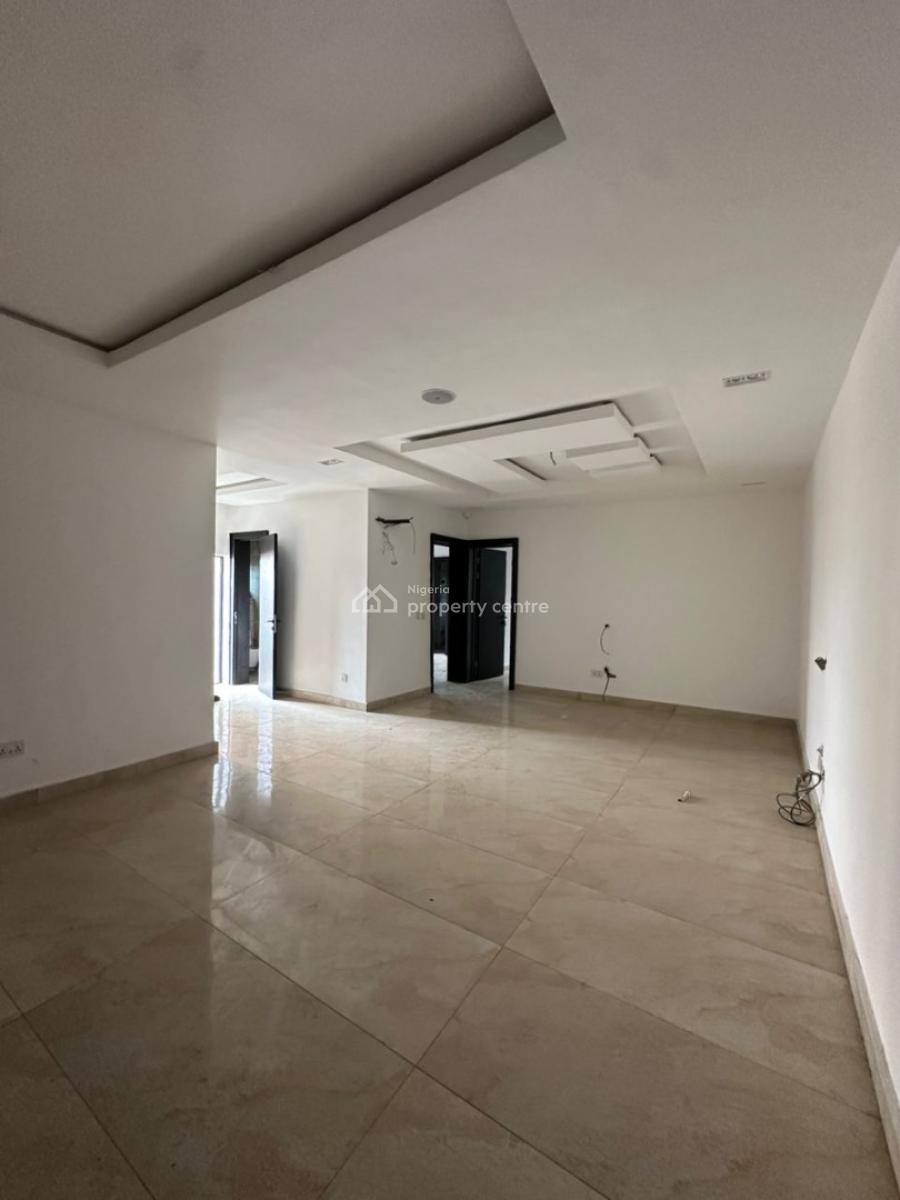 3 Bedroom Flat, Off Awolowo Road, Ikeja, Lagos, Flat / Apartment for Sale