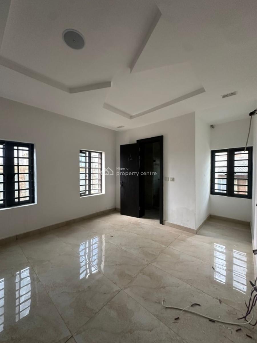 3 Bedroom Flat, Off Awolowo Road, Ikeja, Lagos, Flat / Apartment for Sale