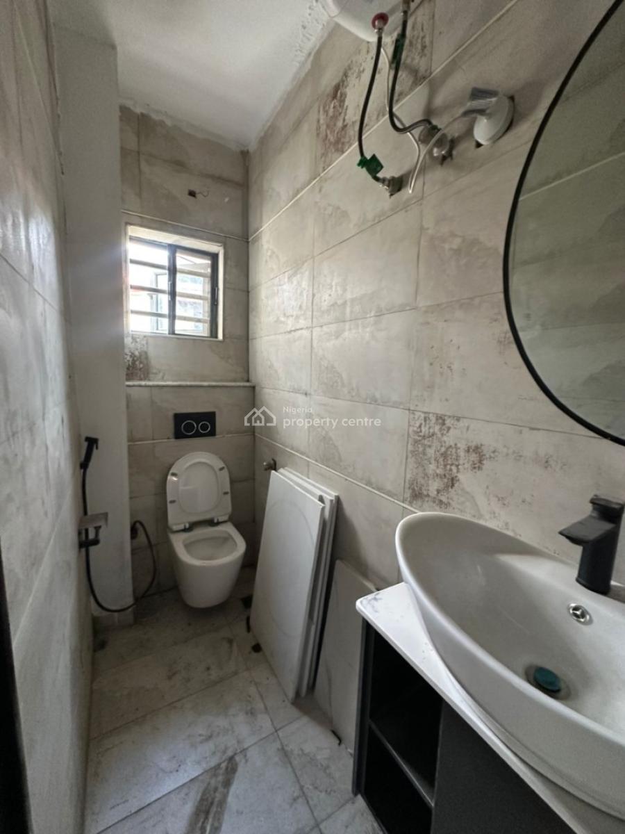 3 Bedroom Flat, Off Awolowo Road, Ikeja, Lagos, Flat / Apartment for Sale