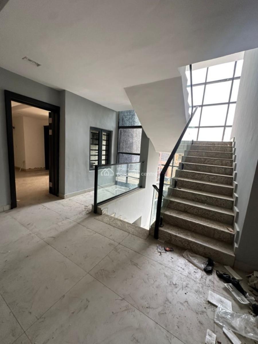 3 Bedroom Flat, Off Awolowo Road, Ikeja, Lagos, Flat / Apartment for Sale