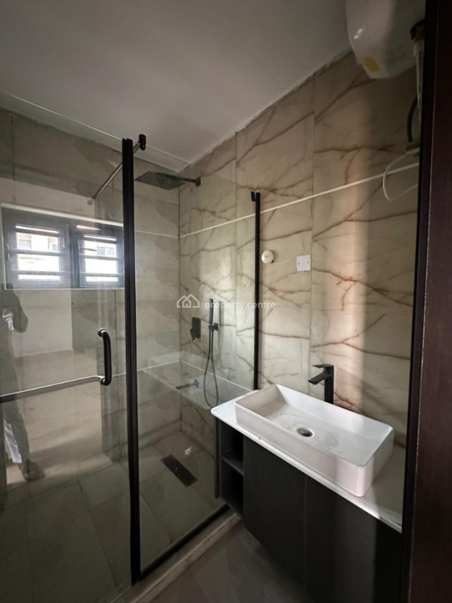 3 Bedroom Flat, Off Awolowo Road, Ikeja, Lagos, Flat / Apartment for Sale