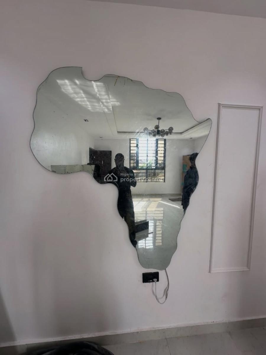 Serviced 3 Bedroom Apartment with Bq, Lekki Phase 1, Lekki, Lagos, Flat / Apartment for Rent