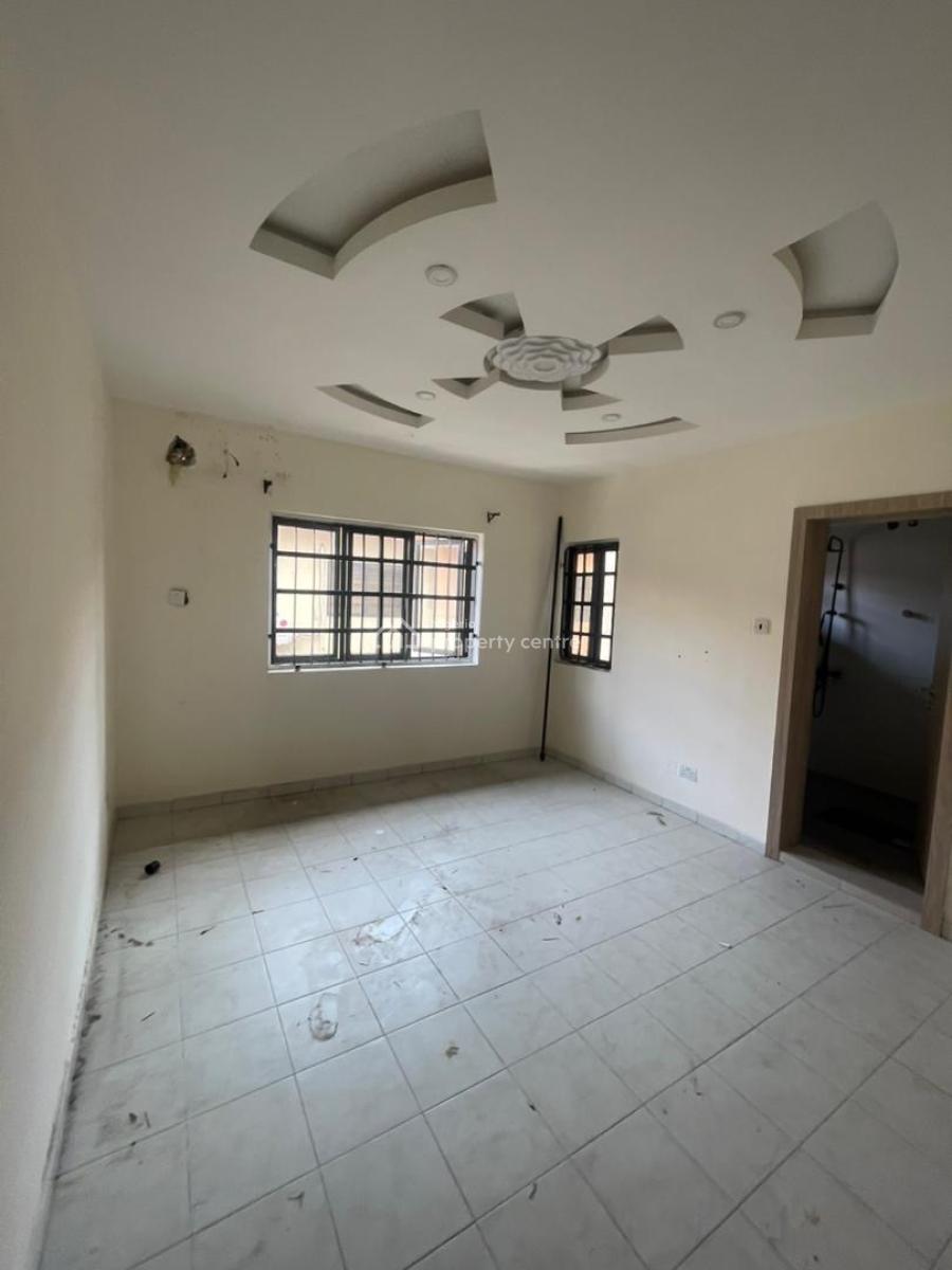 Self-compound 3-bedroom Terraced Duplex with Room & Parlour Bq, Lekki Right, Lekki Phase 1, Lekki, Lagos, Terraced Duplex for Sale