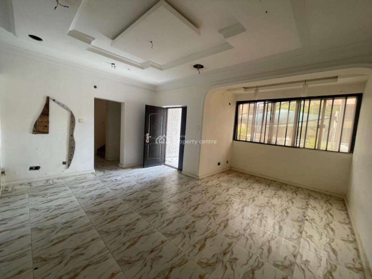 Self-compound 3-bedroom Terraced Duplex with Room & Parlour Bq, Lekki Right, Lekki Phase 1, Lekki, Lagos, Terraced Duplex for Sale