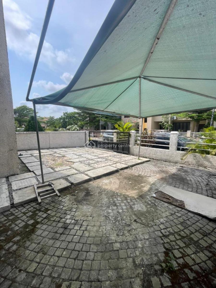 Self-compound 3-bedroom Terraced Duplex with Room & Parlour Bq, Lekki Right, Lekki Phase 1, Lekki, Lagos, Terraced Duplex for Sale