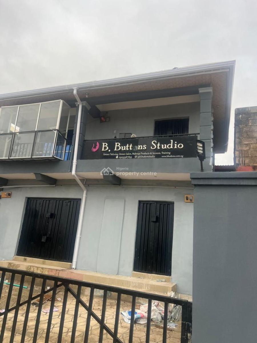 Shopping Complex, Kuola, Akala Express, Ibadan, Oyo, Plaza / Complex / Mall for Sale