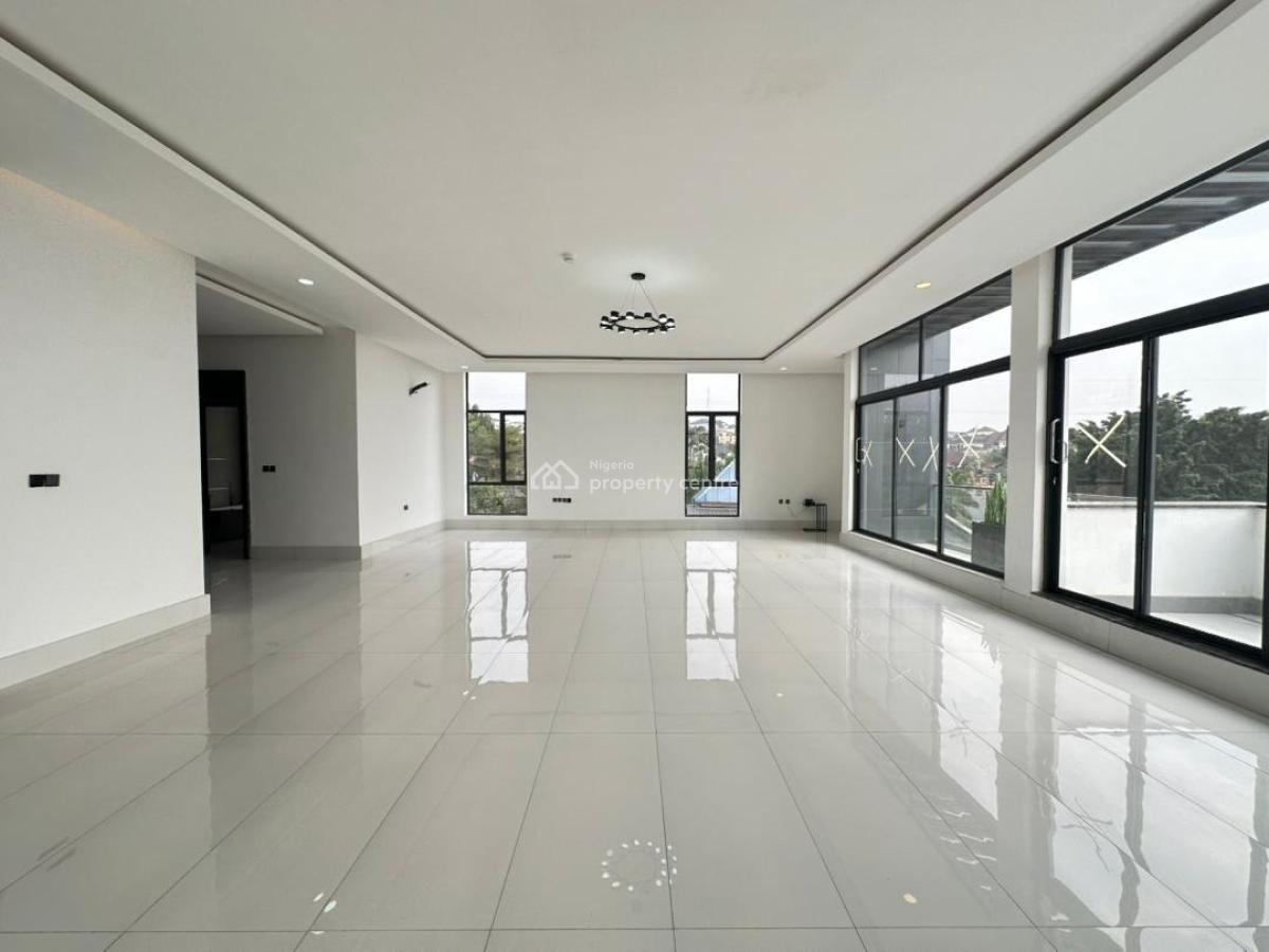 8 Bedrooms Luxury Mansion, Asokoro District, Abuja, Detached Duplex for Sale