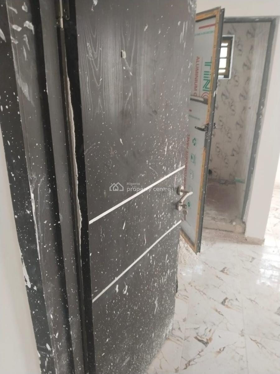 Newly Built Unit of Roomself, Shomolu, Shomolu, Lagos, Flat / Apartment for Rent