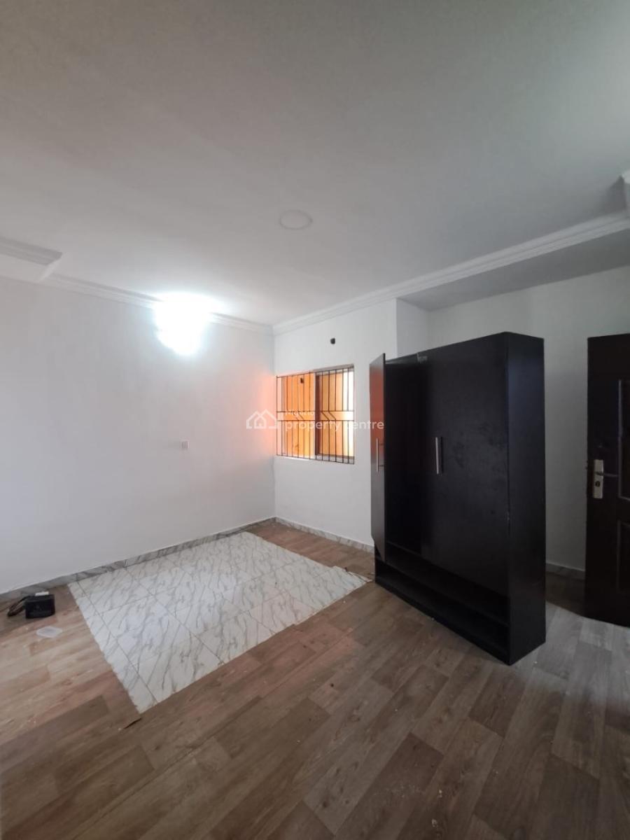 Luxury and Spacious 3bedroom Flat Upstairs, Lekki, Lagos, Flat / Apartment for Rent